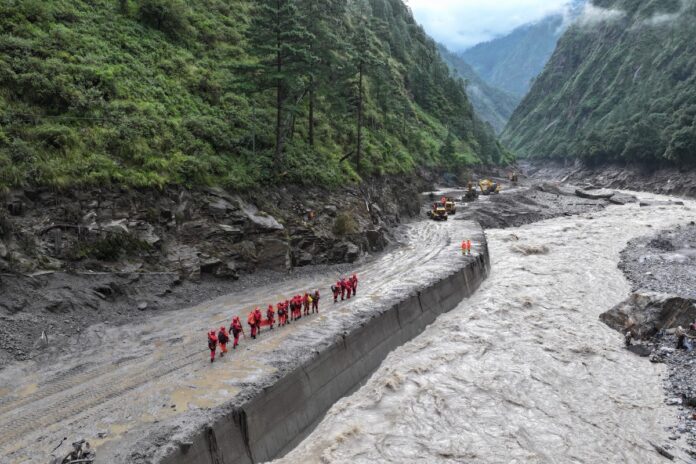 CHINA-NEPAL-WEATHER-LANDSLIDE-FLOODS