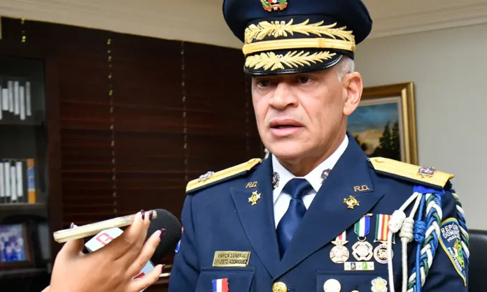 Ernesto-Rodriguez-Garcia-como-nuevo-director-de-la-Policia-Nacional-.jpg