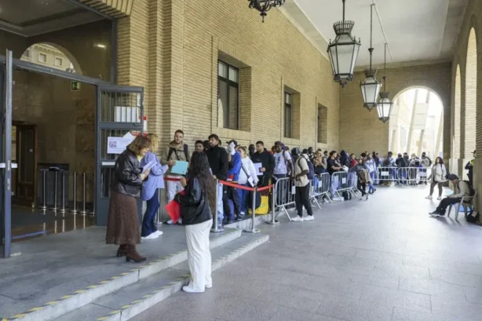 INMIGRACION-768x512-1