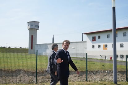Macron-en-una-prision-de-Francia-644