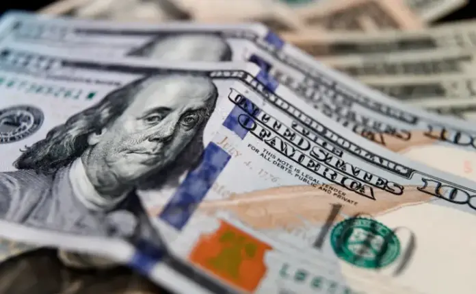 dolares