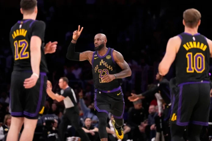 lebron-900x600