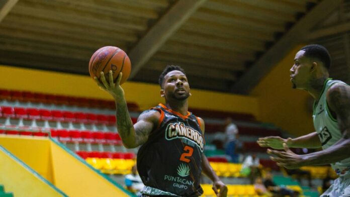lnb-gigantes-y-caneros-logran-victorias-c99bd2aa-focus-0-0.18-896-504
