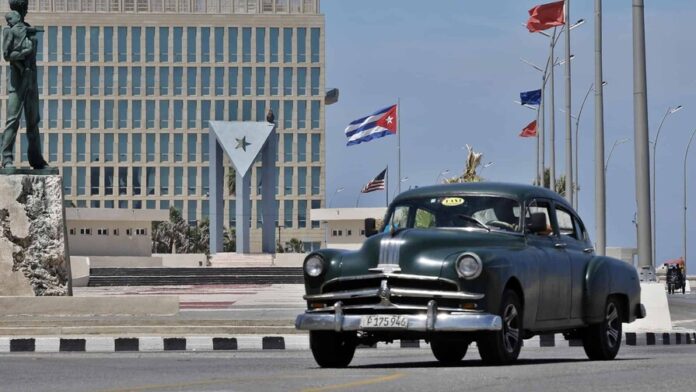 nuevo-cargamento-de-ayuda-humanitaria-de-ee-uu-llega-a-cuba-77051d3c-focus-0-0-896-504