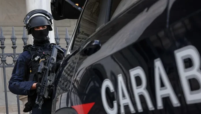 policia italiana