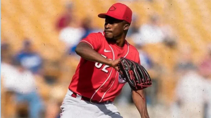reiver-sanmartin-vestira-la-chaqueta-del-licey-46ef4a76-focus-0.14-0.63-1200-675